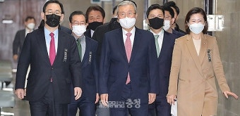 국민의힘, 충청권 당협위원장 4명 사퇴 의결