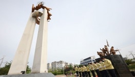 서산시의회, 나라사랑공원서 뜻깊은 봉사활동