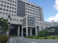 지인에 법률 조언 후 1000만원 챙긴 대전지법 부장판사, 정직