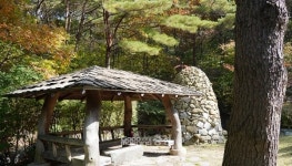 [충남의 아름다운 둘레길] 권력을 뒤로하고 고즈넉함을 걷다