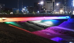 [포토뉴스] 빛으로 물드는 천안의 밤…도심 곳곳 경관조명