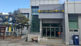 산성어린이도서관 사서와 함께 책 읽어요