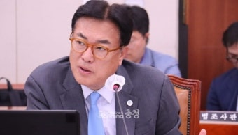 사자명예훼손 혐의 정진석 국회의원 '징역 6개월'