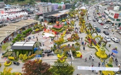 예산장터 삼국축제 42만 명 다녀가