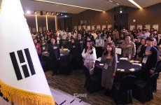 바로 당신이 최고의 선물입니다!…굿모닝충청 힐링콘서트 성황
