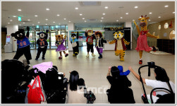 대전 오월드, 공공어린이재활병원서 재능기부 후원 행사