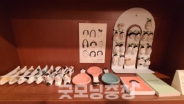 [천안 독립서점 기행] ② 캘리그라퍼 이의용의 일상서재