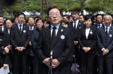 이재명, 5.18 45주기 민주주의와 인권·평화의 보편적 가치 강조