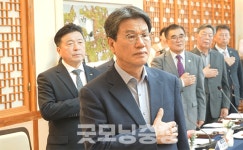 요양보호사 고령화…김돈곤 청양군수가 내놓은 대책