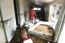 164㎜ 물폭탄 덮친 아산 영인면…냉장고까지 떠다녔다