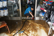 164㎜ 물폭탄 덮친 아산 영인면…냉장고까지 떠다녔다