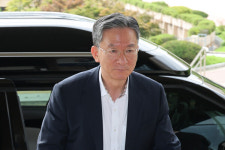 [노트북을 열며] 정성호 장관의 
