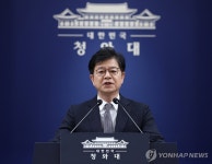 [속보] 강훈식 대통령 비서실장, 이재명 대통령에게 전격 사의 표명