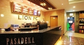 PC방에서 일품 샌드위치와 핫도그까지…결합형 매장 인기