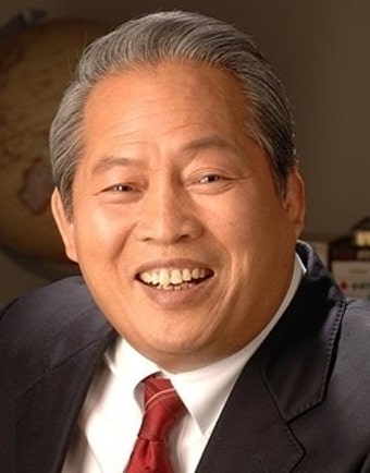 '빠떼루 아저씨' 김영준 오산시장 후보 등록