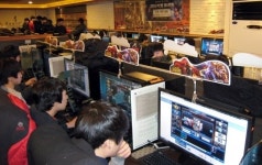 롤 PC방 토너먼트 참가자 서울시 중구 구민보다 많다
