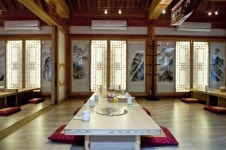 강강술래, 송년모임 한우육회·현수막 무료 제공