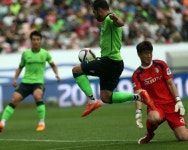 [프로축구] 전북, 브라질 듀오 활약에 수원 꺾고 2-0 승리