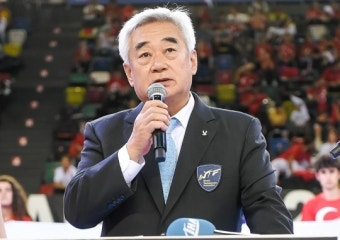 '난민에 손내민 태권도'…태권도박애재단 설립