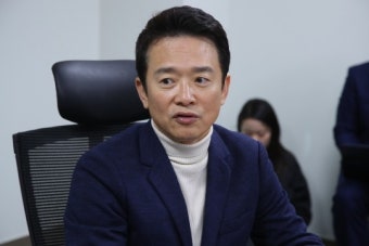 남경필ㆍ김용태 탈당..'분당'으로 치닫는 새누리