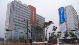 3호선을 타면 반값기숙사가 나온다 한국장학재단 1호 대학생연합생활관 개관