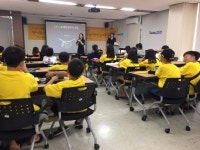 [현장르포] 핀테크 AI 체험교육 가보니...로봇기자가 쓴 내 꿈 체험