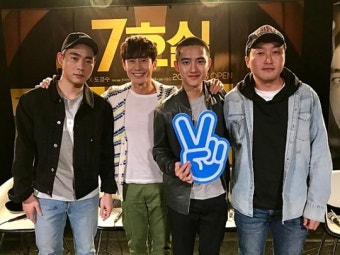'7호실' 연기 神 신하균과 도경수의 케미…흥행 청신호