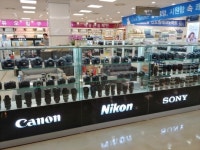 [르포]日 불매운동에 대체재 없는 카메라 시장도 답답…타제품보다는 영향 적어