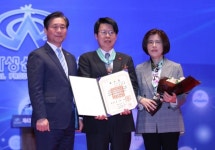 신세계디에프 손영식 대표, 국가생산성대회 은탑산업훈장 수상