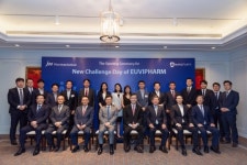 JW중외제약 베트남 제약사 ‘유비팜JSC’ 출범..아세안 시장 공략 본격화