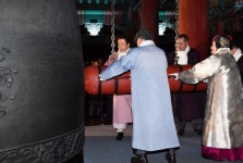 슈퍼스타 펭수 제야의 종 울려 경자년 새해 연다