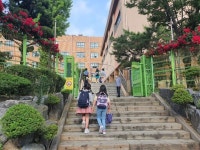 [등굣길 르포]3차 개학, 아이는 신나지만 학부모 불안과 믿음 교차