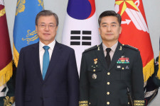 문 대통령, 신임 국방장관에 서욱 육군총장 지명