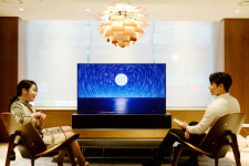 LG전자, 편집숍 더콘란샵 VIP룸에 롤러블 TV 전시