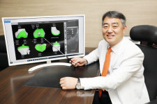[인터뷰]이광원 강북힘찬병원장 마코 로봇 인공관절 교체에 큰 도움