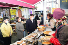 부산 동래구, 전통시장 11곳 방문해 애로사항 등 청취