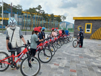 장성군 드림스타트, “황룡강 자전거길에서 자전거 타요“