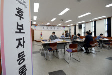 여야, '과반 승리' 목표로 총력전…승부처는 충청 4곳