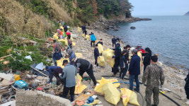 흑산면 섬 청소의 날 해양정화활동 실시