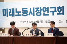 주 52시간제, 월 140시간·연 440시간 탄력 적용…윤 정부, 노동개혁 큰 틀