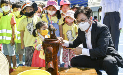 김포시, 전국 최초로 어린이집 보육실 공기살균기 지원