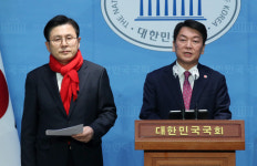 與 전대 D-1…尹 참석에 당권 주자들 마지막까지 지지층 결집