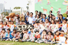 김동연 경기도지사, 도담놀이터로 변신한 도담소에서 어린이들과 특별한 하루