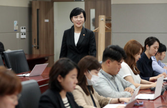 [포토] 전현희 국민권익위원장. 코인·선관위 관련 긴급 기자간담회