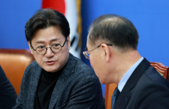 홍익표, 이종섭 바꾼 휴대폰 제출에 
