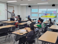 부산 사하구, 다대종합사회복지관과 ‘원어민 영어교실’ 운영