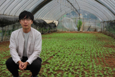 [새벽을 여는 사람들] 청년농부 이준규 등대농장 대표 재주 살려 농사에서 가공 공장까지 세우는 게 목표