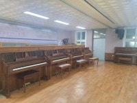 신안군, 임동창 피아니스트 자은초등학교 피아노 5대 기증
