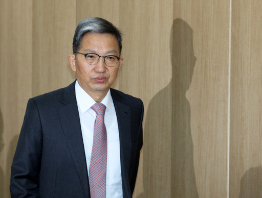 윤석열 대통령 출국금지 조치 검토, 공수처와 경찰의 신경전!