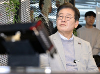 이재명, 韓 대표 스타트업 퓨리오사AI 방문…대선 출마 홍준표 洪·李 양자택일 선거
